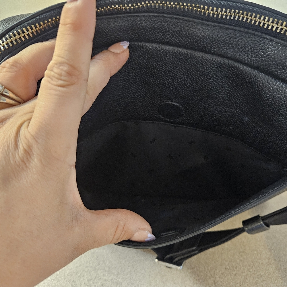 Unisex Michael Kors Cooper Black Pebbled Leather Messenger Bag Medium Crossbody - Picture 6 of 13